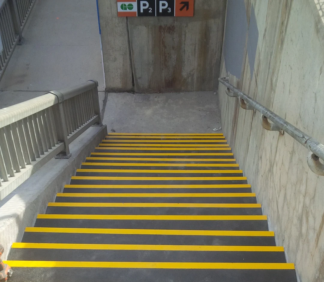 11.75" Deep FRP Step Covers (2" Nose)