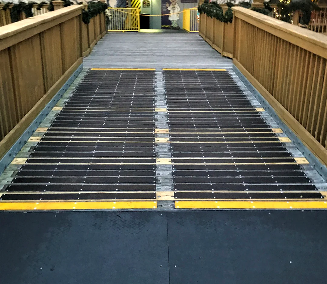 4" FRP Flat Plates / Deck Strips